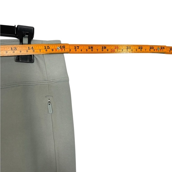 Athleta Eastbound Wide Leg Pant Size 8 Light Blue - Picture 11 of 16